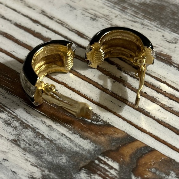 Donald Stannard VTG Black Gold Half Hoop Earrings Clip On Enamel Rhinestone - Picture 9 of 12